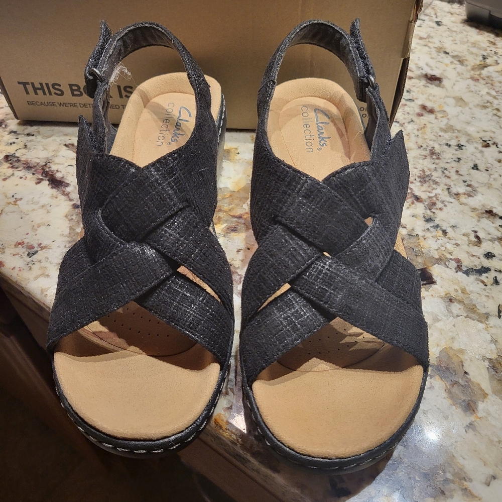 Clarks Merliah Echo, Black Women's Size 6.5 Sandals NWT